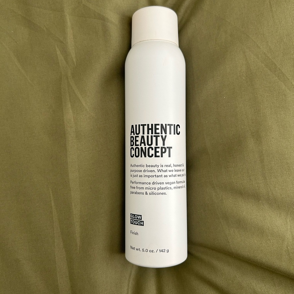 Authentic Beauty Concept Glow Touch Spray